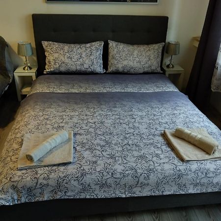 Nice Apartments Прага Екстериор снимка