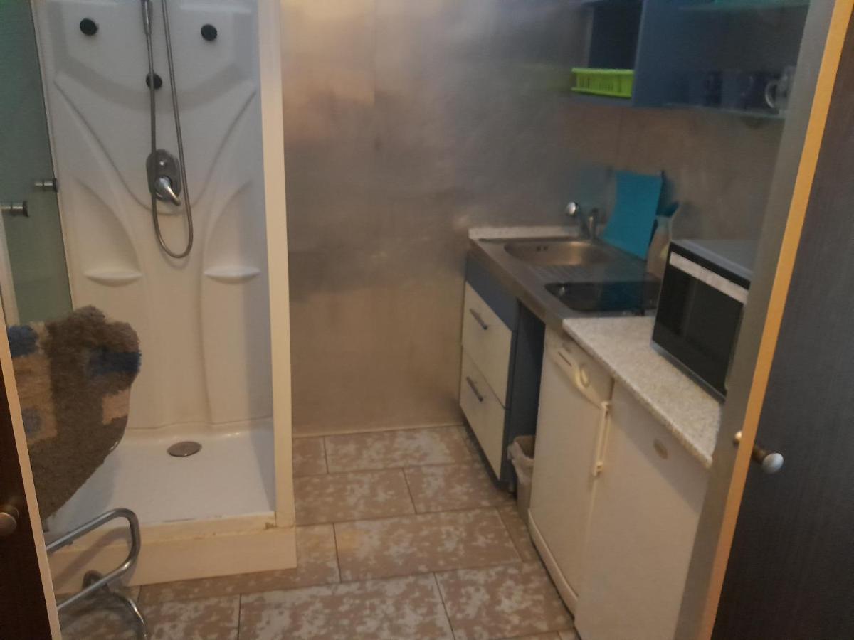 Nice Apartments Прага Екстериор снимка