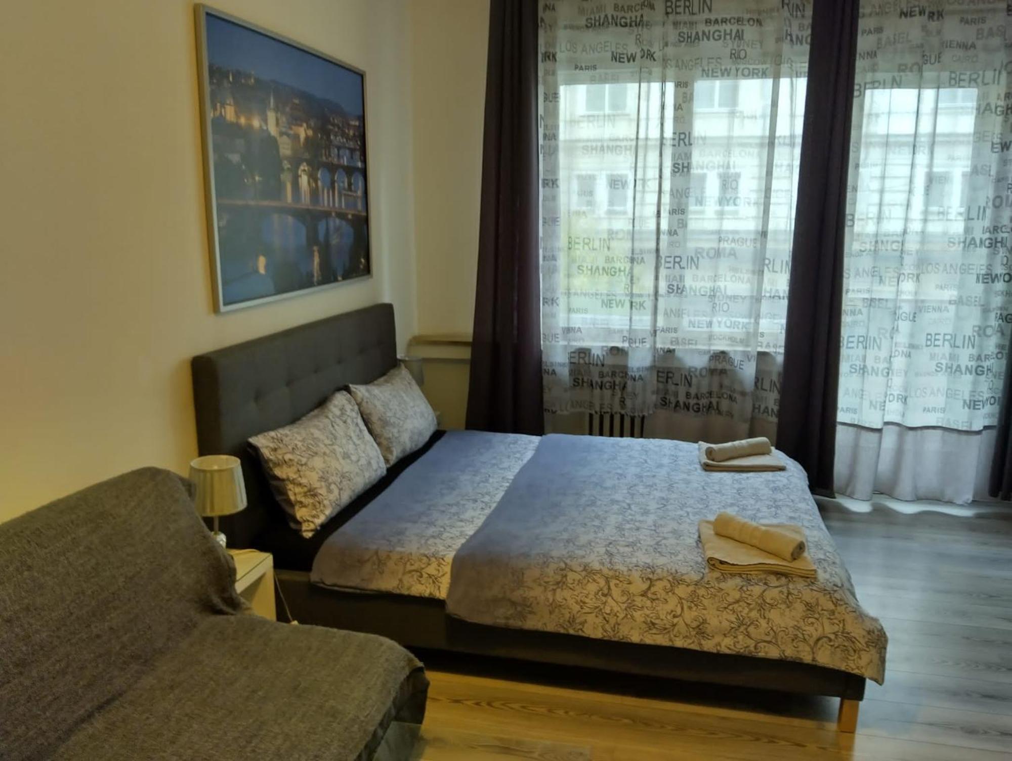 Nice Apartments Прага Екстериор снимка